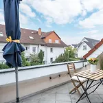 Veens Crew 7 Pax Apartmán