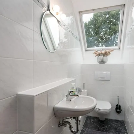 Veens Crew 7 Pax دريش