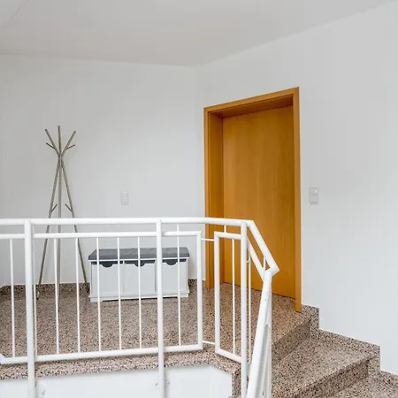 Veens Crew 7 Pax Apartmán *