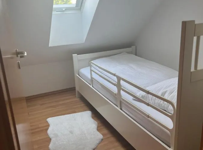 Veens Crew 7 Pax Apartman Dreieich